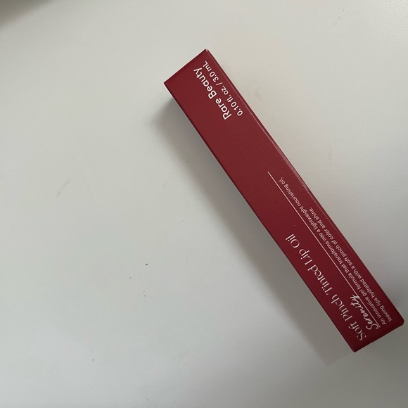 Rare Beauty by Selena Gomez
Soft Pinch Tinted Lip Oil - Picture 5 of 5